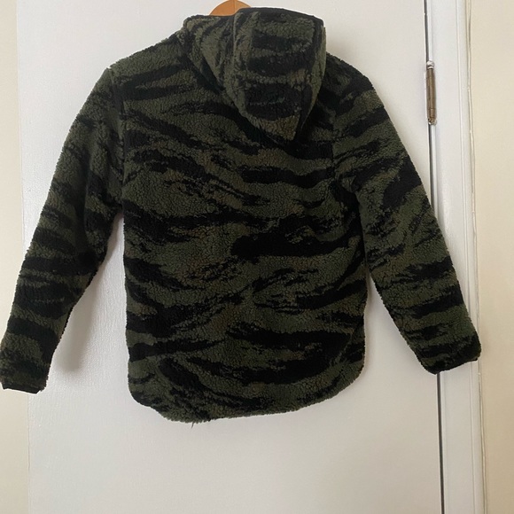 Gap Reversible Sherpa Half Zip hoodie size 12 - Picture 3 of 8